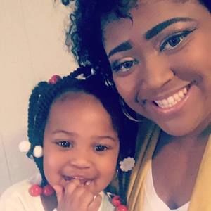 Meet your Posher, Tara